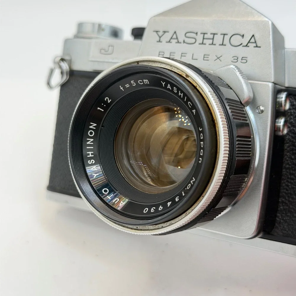 Yashica vintage reflex